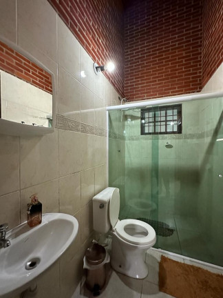Imagem Sobrado com 3 Quartos à Venda, 215 m² em Clube Dos Oficiais - Suzano Imagem Sobrado com 3 Quartos à Venda, 215 m² em Clube Dos Oficiais - Suzano