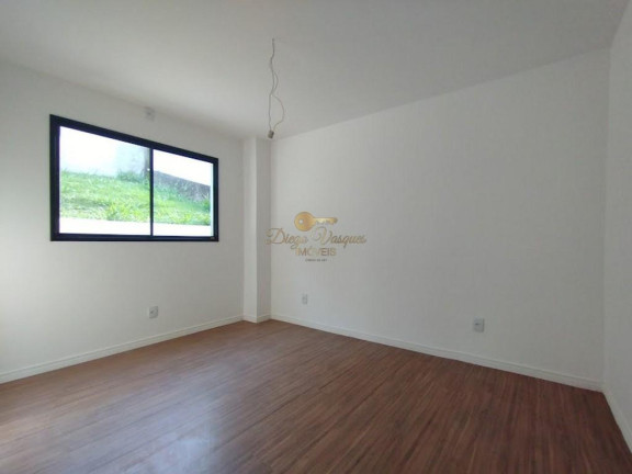 Imagem Casa com 4 Quartos à Venda, 160 m² em Albuquerque - Teresópolis Imagem Casa com 4 Quartos à Venda, 160 m² em Albuquerque - Teresópolis