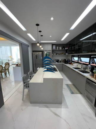 Imagem Casa com 5 Quartos à Venda, 739 m² em Alphaville I - Salvador Imagem Casa com 5 Quartos à Venda, 739 m² em Alphaville I - Salvador