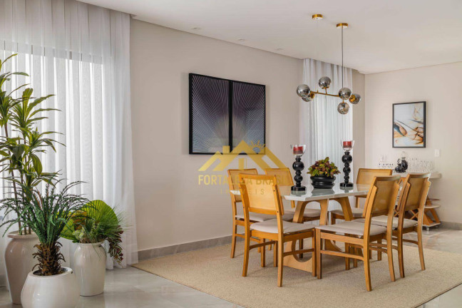 Imagem Imóvel com 3 Quartos à Venda, 207 m² em Conjunto Parque Dom Pedro - Eusébio Imagem Imóvel com 3 Quartos à Venda, 207 m² em Conjunto Parque Dom Pedro - Eusébio