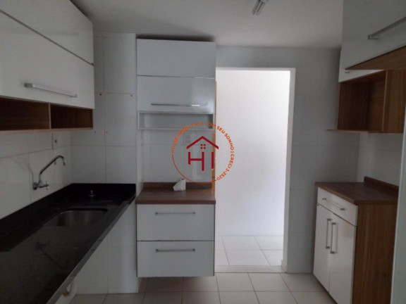 Imagem Apartamento com 3 Quartos à Venda, 70 m² em Costa Azul - Salvador