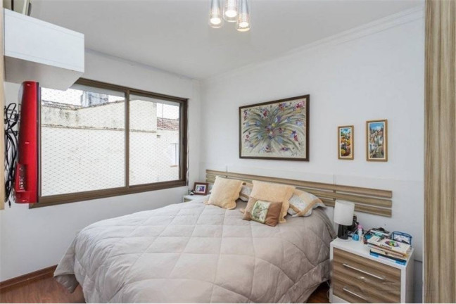 Imagem Imóvel com 4 Quartos à Venda,  em Moinhos De Vento - Porto Alegre