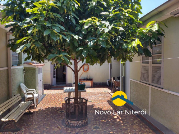 Imagem Casa com 4 Quartos à Venda, 220 m² em Fonseca - Niterói Imagem Casa com 4 Quartos à Venda, 220 m² em Fonseca - Niterói
