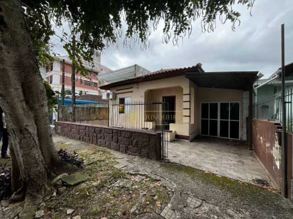 Imagem Casa com 3 Quartos à Venda, 250 m² em Canto - Florianópolis