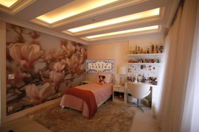 Imagem Apartamento com 4 Quartos à Venda, 258 m² em Agriões - Teresópolis