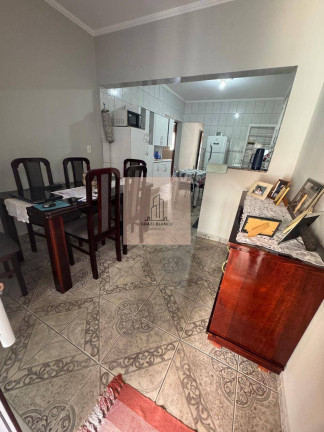 Imagem Casa com 3 Quartos à Venda, 122 m² Imagem Casa com 3 Quartos à Venda, 122 m²
