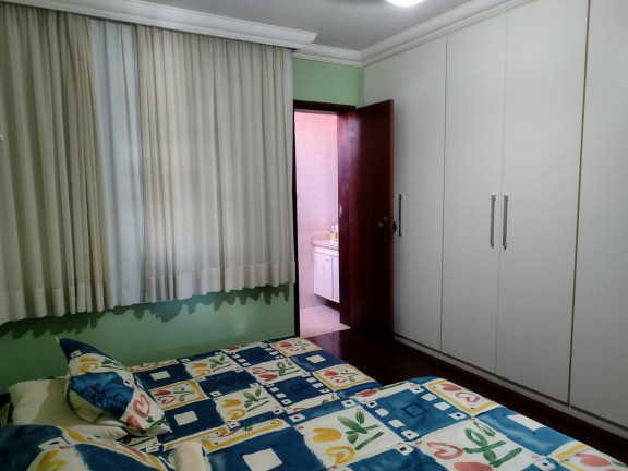 Imagem Casa com 3 Quartos à Venda,  em Itaigara - Salvador