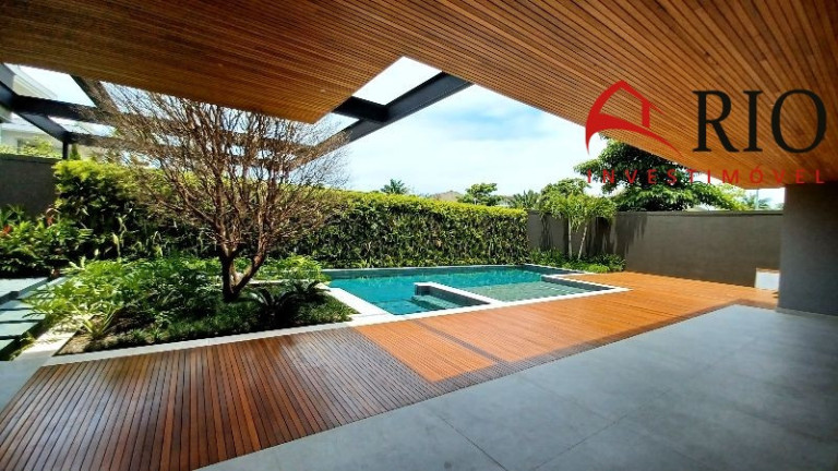 Imagem Casa com 5 Quartos à Venda, 1.230 m² em Barra Da Tijuca - Rio De Janeiro Imagem Casa com 5 Quartos à Venda, 1.230 m² em Barra Da Tijuca - Rio De Janeiro