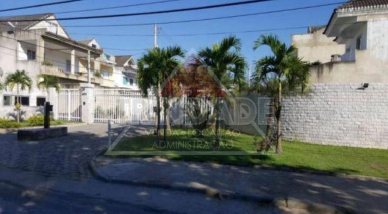 Imagem Casa com 3 Quartos à Venda, 196 m² em Vargem Pequena - Rio De Janeiro