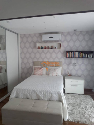 Imagem Casa com 4 Quartos à Venda, 350 m² em Residencial Real Park - Arujá Imagem Casa com 4 Quartos à Venda, 350 m² em Residencial Real Park - Arujá