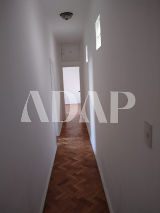 Imagem Imóvel com 3 Quartos à Venda, 130 m² em Flamengo - Rio De Janeiro Imagem Imóvel com 3 Quartos à Venda, 130 m² em Flamengo - Rio De Janeiro