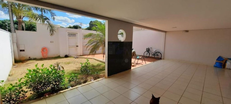 Imagem Sobrado com 3 Quartos à Venda, 199 m² em Centro - Guararapes Imagem Sobrado com 3 Quartos à Venda, 199 m² em Centro - Guararapes