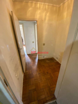 Imagem Casa com 4 Quartos à Venda, 220 m² em Parque Continental - São Paulo Imagem Casa com 4 Quartos à Venda, 220 m² em Parque Continental - São Paulo