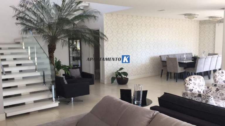 Imagem Imóvel com 4 Quartos à Venda, 450 m² em Alphaville - Santana De Parnaíba Imagem Imóvel com 4 Quartos à Venda, 450 m² em Alphaville - Santana De Parnaíba