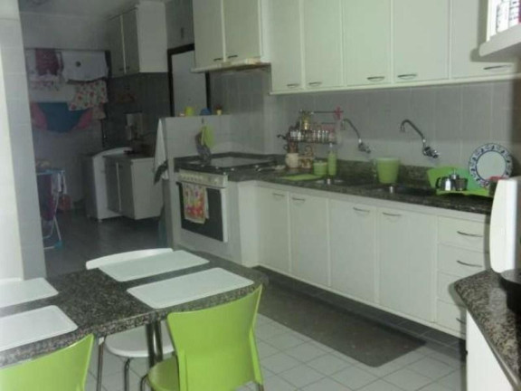 Imagem Apartamento com 4 Quartos à Venda, 196 m² em Pituba - Salvador
