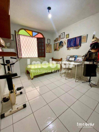 Imagem Casa com 3 Quartos à Venda, 230 m² em Cidade Dos Funcionários - Fortaleza