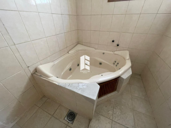 Imagem Casa com 3 Quartos à Venda, 360 m² em Patronato - Santa Maria