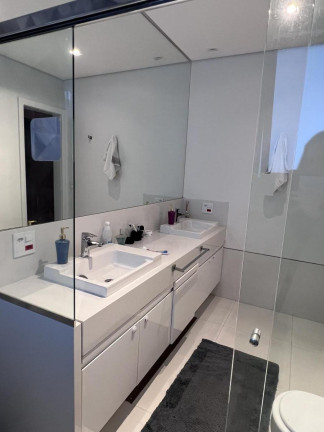 Imagem Casa com 3 Quartos à Venda, 250 m² Imagem Casa com 3 Quartos à Venda, 250 m²