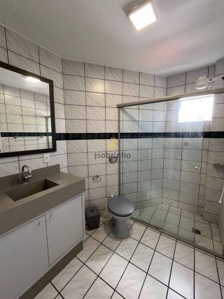 Imagem Cobertura com 4 Quartos para Temporada, 145 m² em Meia Praia - Itapema