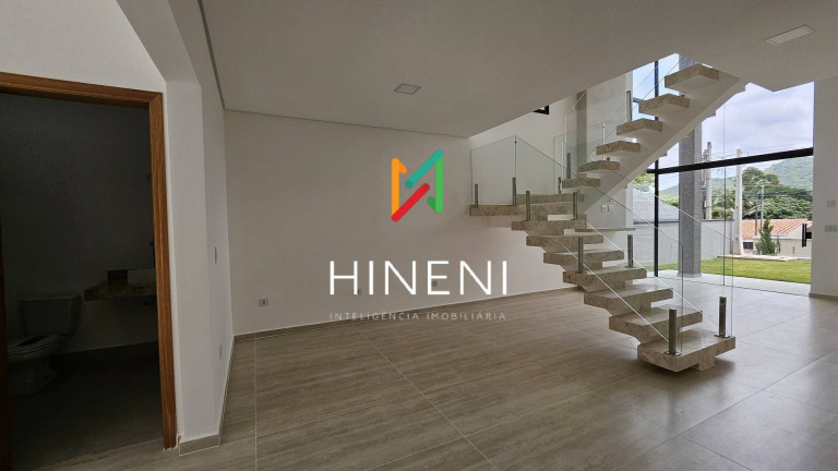 Imagem Casa com 3 Quartos à Venda, 360 m² em Parque Arco Iris - Atibaia