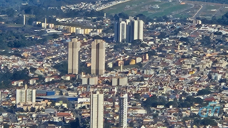 Imagem Sobrado com 3 Quartos à Venda, 180 m² em Jardim São Pedro - Mogi Das Cruzes