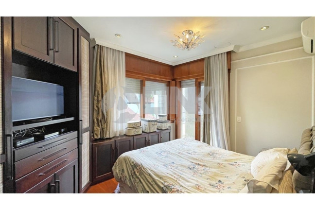 Imagem Apartamento com 3 Quartos à Venda, 210 m² em Bela Vista - Porto Alegre