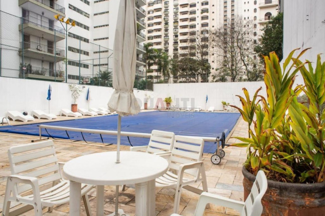 Imagem Apartamento com 4 Quartos à Venda, 180 m² em Moema - São Paulo