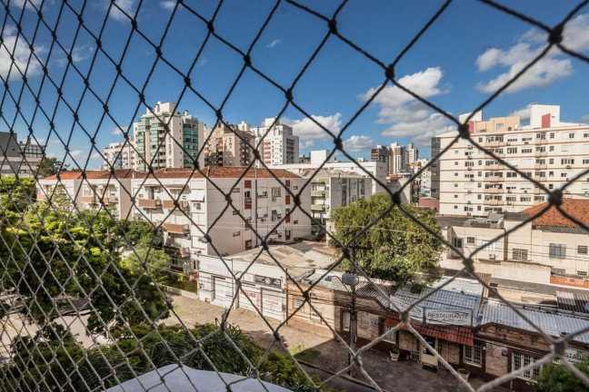 Imagem Imóvel com 2 Quartos à Venda, 79 m² em Menino Deus - Porto Alegre Imagem Imóvel com 2 Quartos à Venda, 79 m² em Menino Deus - Porto Alegre