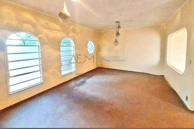 Imagem Casa com 3 Quartos para Alugar, 460 m² em Centro - Botucatu