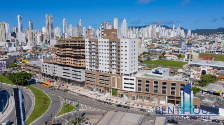 Imagem Apartamento com 2 Quartos à Venda, 69 m² em Estados - Balneário Camboriú Imagem Apartamento com 2 Quartos à Venda, 69 m² em Estados - Balneário Camboriú
