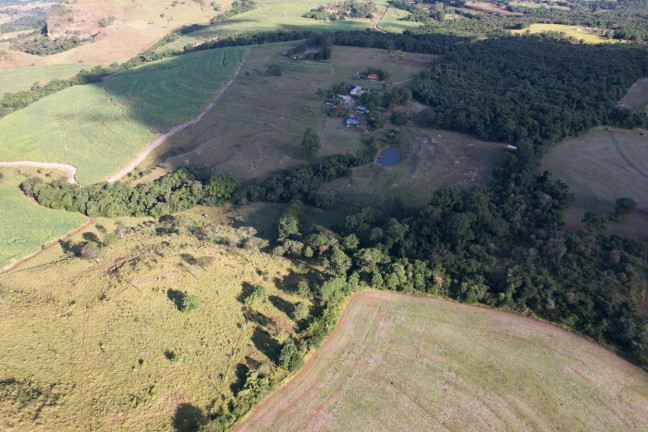 Imagem Chácara à Venda, 6 m² em Zona Rural - Cássia Dos Coqueiros Imagem Chácara à Venda, 6 m² em Zona Rural - Cássia Dos Coqueiros