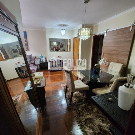 Imagem Apartamento com 3 Quartos à Venda, 160 m² em Vila Olímpica - Uberaba
