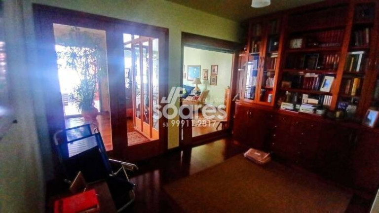 Imagem Apartamento com 4 Quartos à Venda, 236 m² em Centro - Pelotas