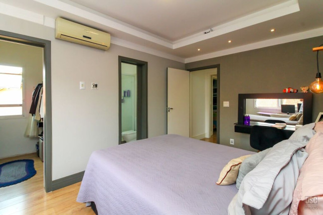 Imagem Casa com 3 Quartos à Venda, 290 m² em Guarujá - Porto Alegre
