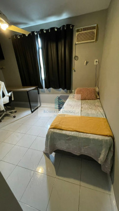 Imagem Imóvel com 2 Quartos à Venda, 52 m² em Camorim - Rio De Janeiro Imagem Imóvel com 2 Quartos à Venda, 52 m² em Camorim - Rio De Janeiro