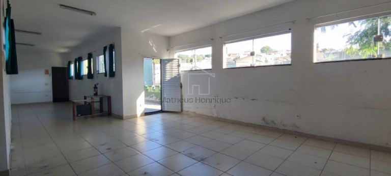 Imagem Casa com 2 Quartos à Venda, 318 m² em Cidade Nova - Jundiaí