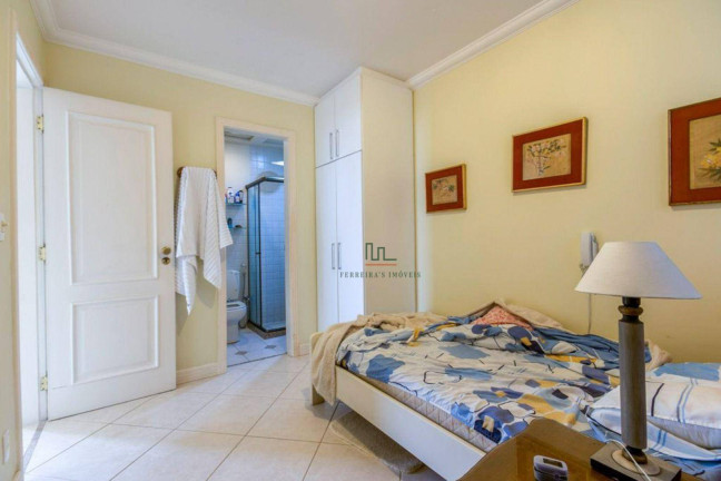 Imagem Casa com 7 Quartos à Venda, 700 m² em Itacoatiara - Niterói Imagem Casa com 7 Quartos à Venda, 700 m² em Itacoatiara - Niterói