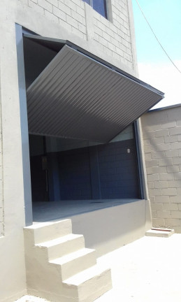Galpão à Venda, 750 m² em Jardim São João - Salto