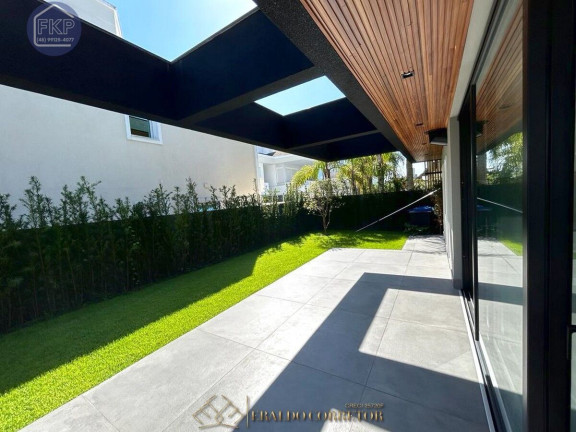 Imagem Casa com 5 Quartos à Venda, 542 m² em Jurerê Internacional - Florianópolis