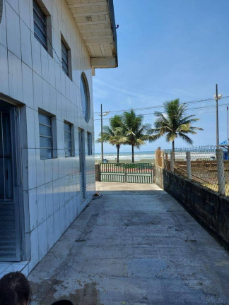 Imagem Casa com 5 Quartos à Venda, 334 m² em Balneário Itaóca - Mongaguá Imagem Casa com 5 Quartos à Venda, 334 m² em Balneário Itaóca - Mongaguá