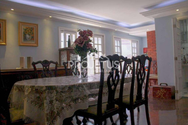 Imagem Casa com 4 Quartos à Venda, 212 m² em Parque Industrial Das Oliveiras - Taboão Da Serra