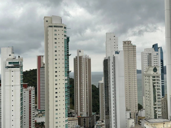 Imagem Apartamento com 3 Quartos à Venda, 133 m² em Pioneiros - Balneário Camboriú