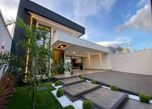 Imagem Casa com 4 Quartos à Venda, 238 m² em Moinho Dos Ventos - Goiania Imagem Casa com 4 Quartos à Venda, 238 m² em Moinho Dos Ventos - Goiania