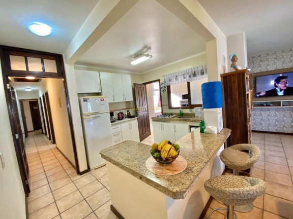 Imagem Imóvel com 3 Quartos à Venda, 145 m² em Centro - Xangri-lá