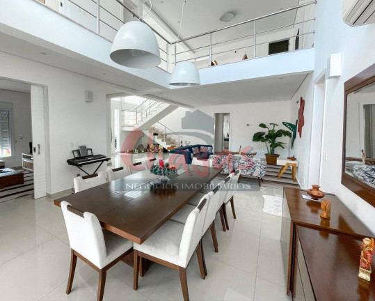 Imagem Casa com 5 Quartos à Venda, 304 m² em Caputera - Caraguatatuba Imagem Casa com 5 Quartos à Venda, 304 m² em Caputera - Caraguatatuba