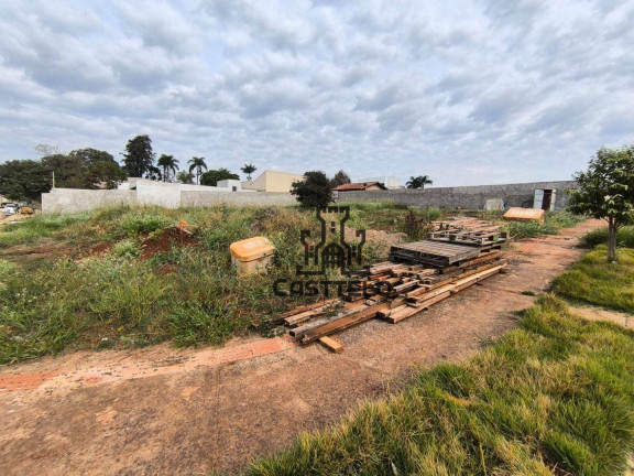 Terreno à Venda, 808 m² em Tucanos - Londrina