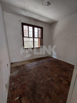 Imagem Casa com 2 Quartos à Venda, 142 m² em Três Figueiras - Porto Alegre