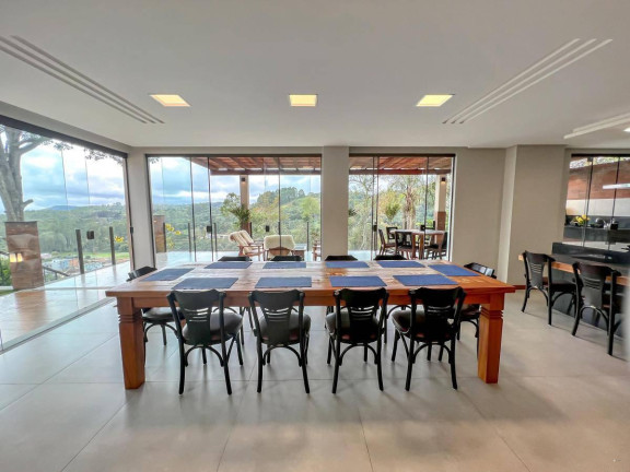 Imagem Casa com 6 Quartos à Venda, 370 m² Imagem Casa com 6 Quartos à Venda, 370 m²