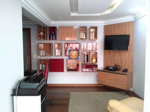 Imagem Apartamento com 3 Quartos à Venda, 211 m²