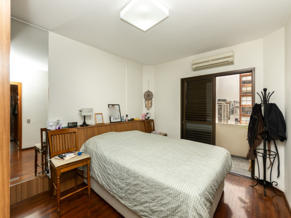 Imagem Apartamento com 3 Quartos à Venda, 151 m² em Vila Nova Conceição - São Paulo Imagem Apartamento com 3 Quartos à Venda, 151 m² em Vila Nova Conceição - São Paulo
